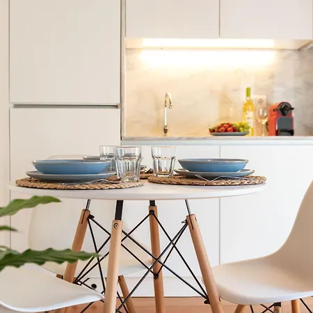 Bmyguest - Almada Loft *